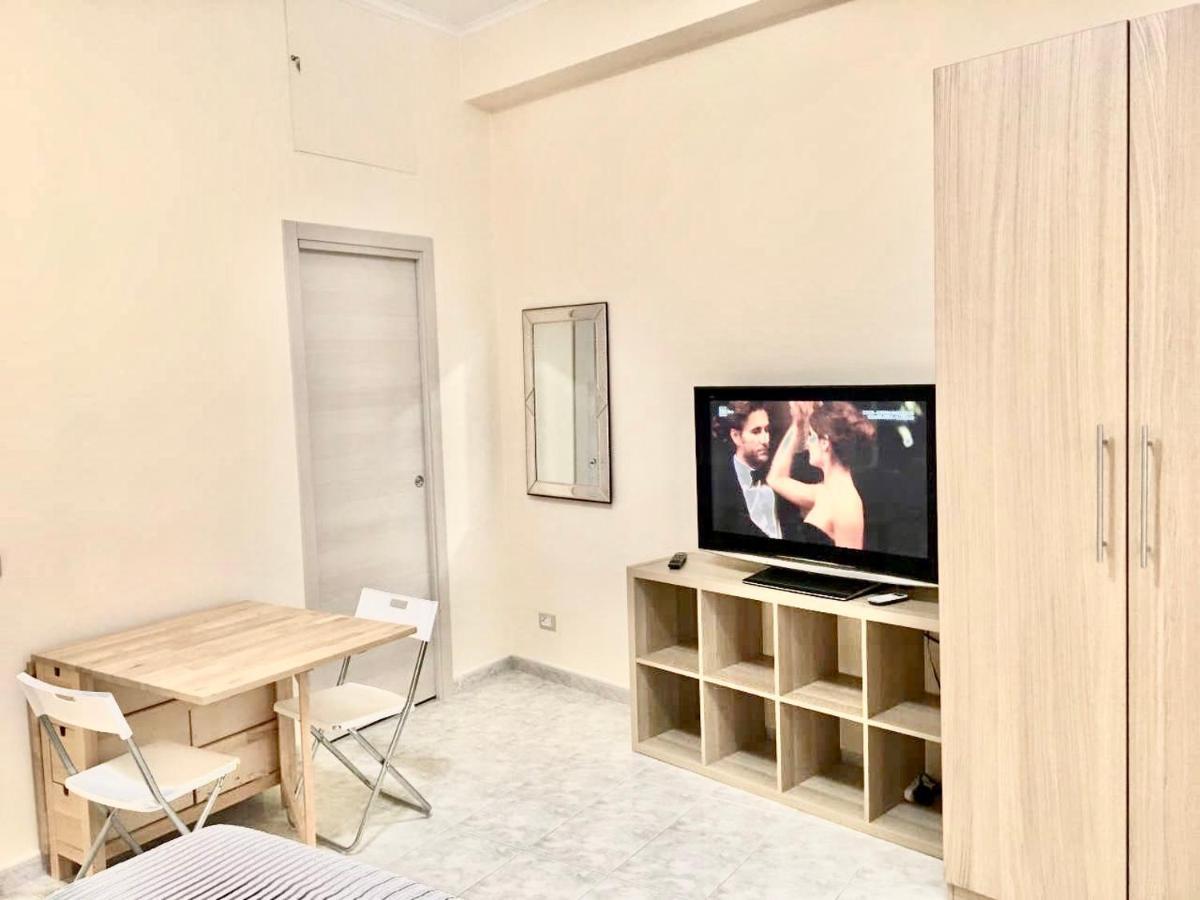 Roma Central Studio Kültér fotó
