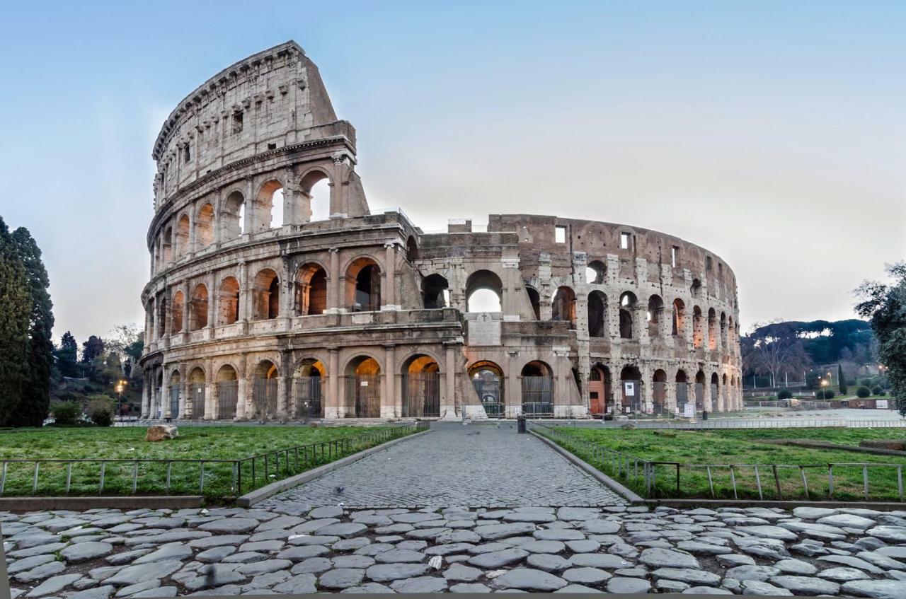 Roma Central Studio Kültér fotó